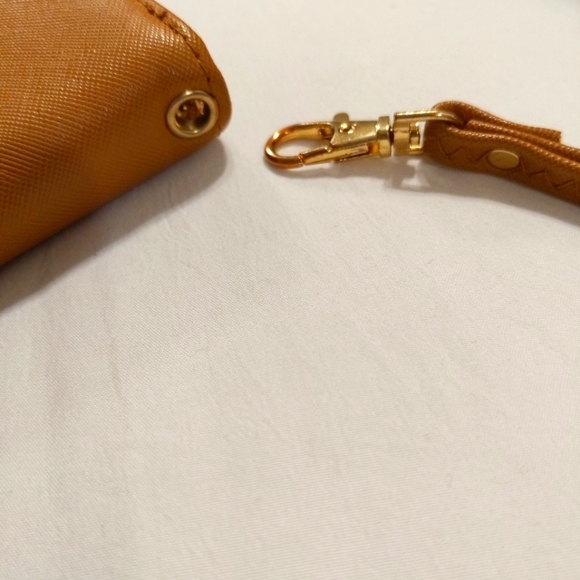 Dasein Tan Zip-Around Wallet Purse Clutch with wrist strap - Picture 7 of 7